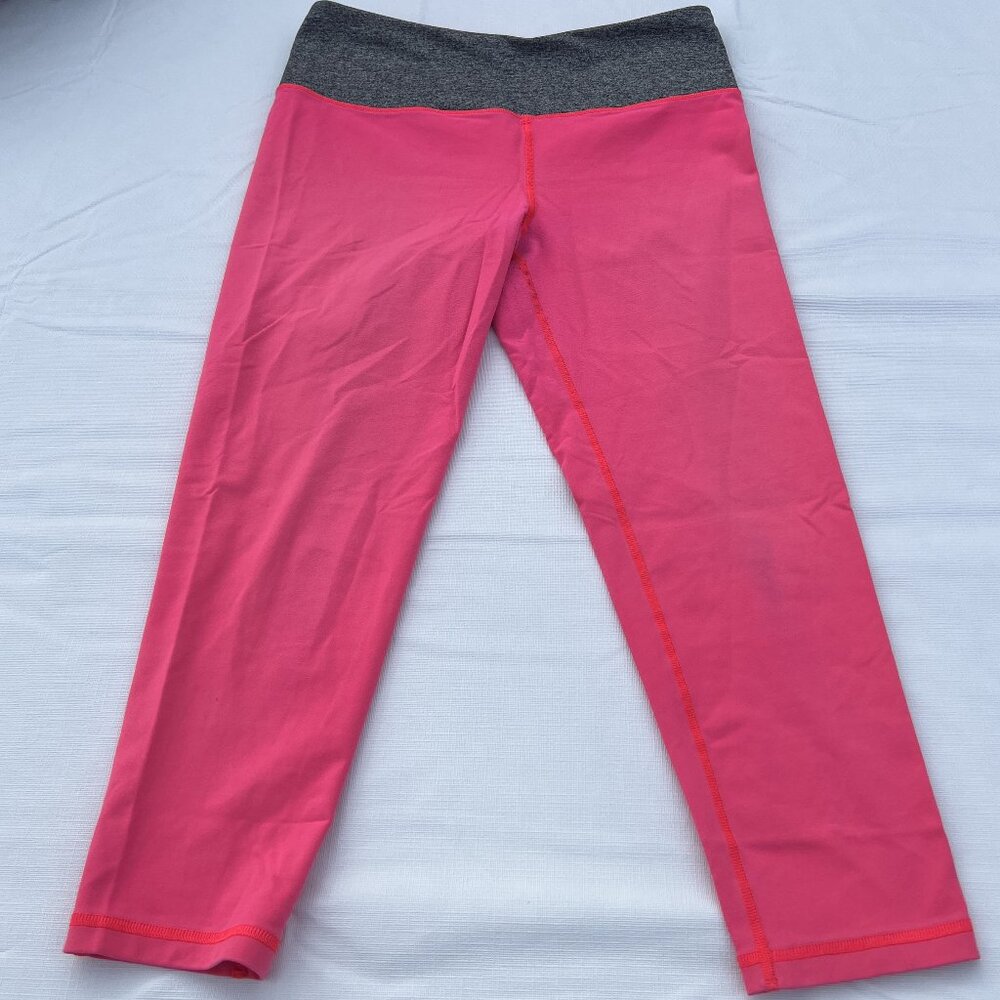 Victoria's Secret Sport Pink Leggings Size Medium